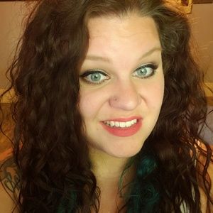 Meet your Posher, Kristine